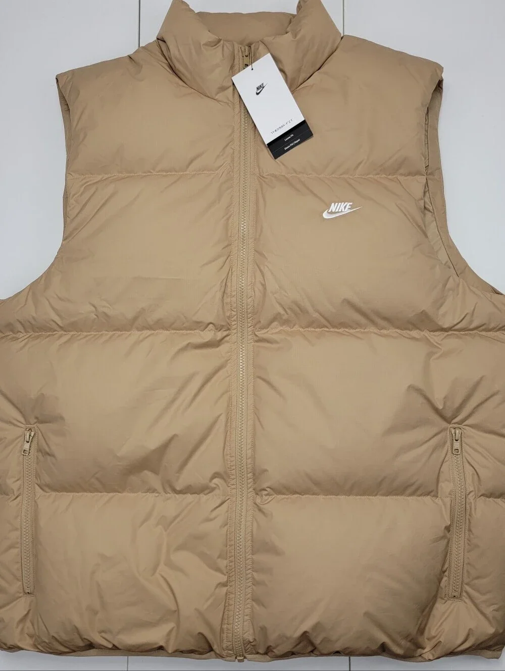 Nike Sportswear Club Men's Size XL Therma-FIT Down Puffer Vest Beige/White New